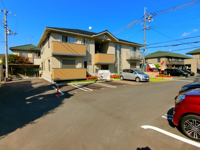 エーデル自由丘Ⅱの駐車場
