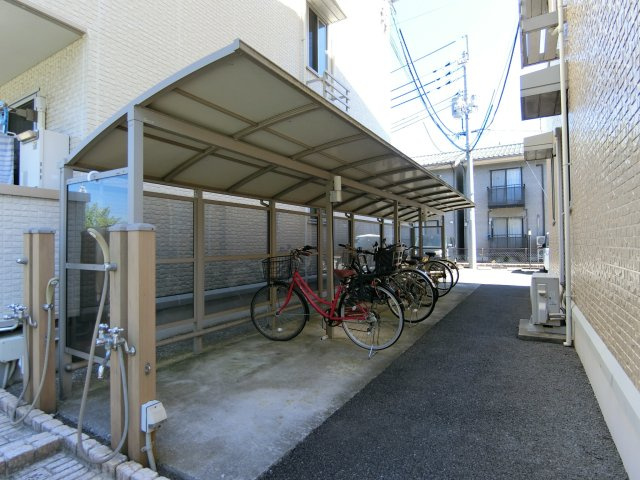 リビングタウン両三柳Ｂ棟のその他共用部分