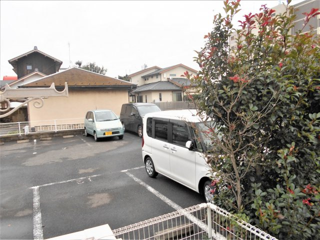 ドエル津田沼の駐車場|敷地内駐車場です