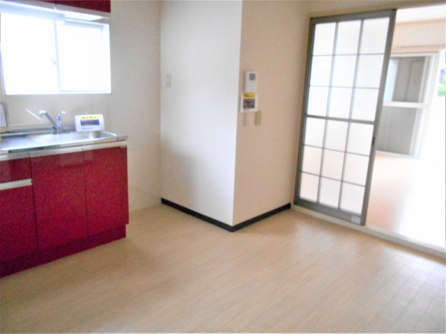 ドエル津田沼の居間・リビング|６帖のダイニングですよ