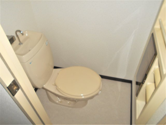 ドエル津田沼のトイレ|もちろんバス・トイレ別ですよ