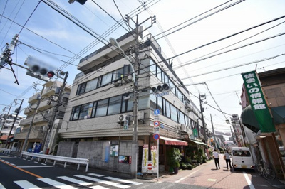 【外観】 | イーグル鵜の木 | 多摩川線「鵜の木」駅徒歩1分！駅近ならではの便利な住環境も魅力的です。