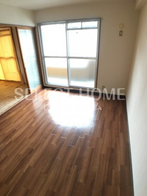 【居間・リビング】 | 成瀬ハイツⅡ | 同型タイプゆったり過ごせる居間です