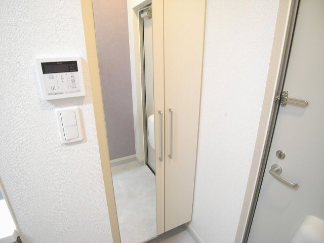 【玄関】 | Nicewell 鴻池 | シューズボックス