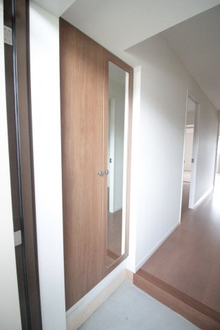 プレミール下南部の玄関