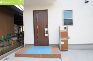 【外観】 | 宅配ＢＯＸ付きの門柱　これは便利です！