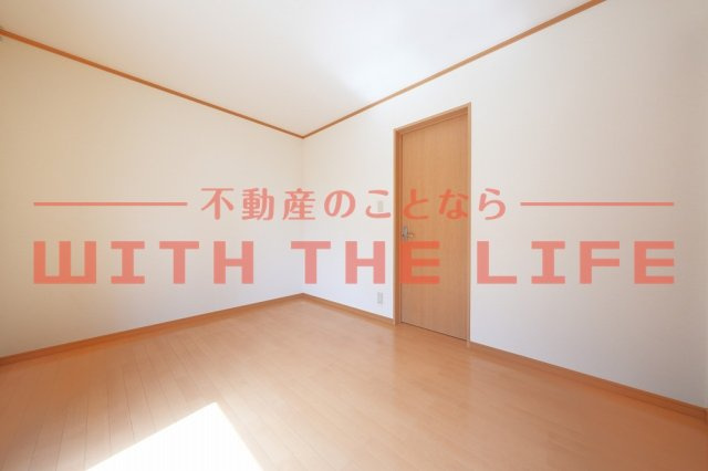 ミルキークォーツ【キャッシュバック対象物件】の洋室|明るい洋室です