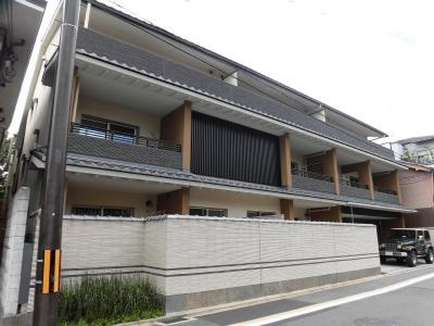 グラシア堺町御門の外観