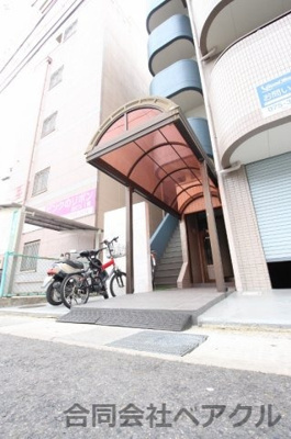 【エントランス】 | レジナス瀬田