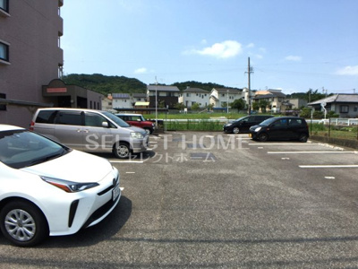 【駐車場】 | ベルシャンブール本宿 | 駐車場があります