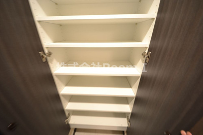 【玄関】 | ディナスティ松屋町Ⅱ | 毎日通る玄関はこちらですシューズボックス