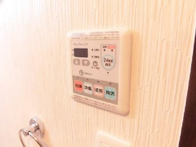 Residence西小路小米町の設備|浴室乾燥機能