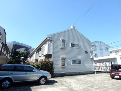【駐車場】 | パークサイドハウス【SHM】 | いつでも目の届く敷地内に駐車場があります♪荷物がかさばりがちなお買物にも、敷地内駐車場があると便利ですよね☆