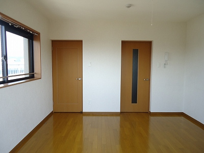  | サニーハイツ三園2