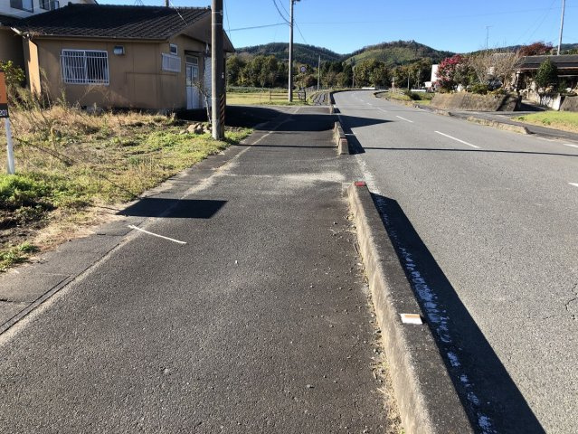 勿来町酒井関根前　売地
