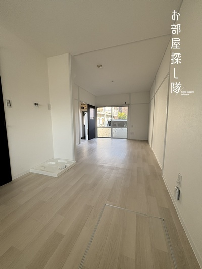 組坂アパート1の居間・リビング