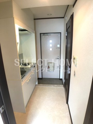 【玄関】 | ハートヒルズ西大友 | 明るい玄関です