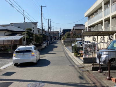 【前面道路含む現地写真】 | 藤沢市湘南台６丁目　中古戸建