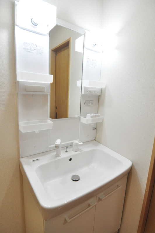 ティアラの独立洗面台|独立洗面台で身支度をすべて済ませてしまいましょう