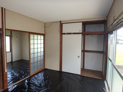 【居間・リビング】 | 新田貸家