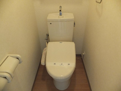 【トイレ】 | 和 | 落ち着いた色調のトイレです