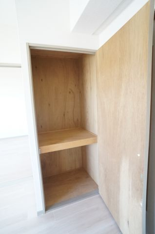 シャルマンコーポ荒牧の収納|洋室の収納です