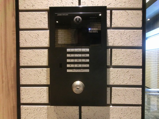 プライマル浅草言問通のエントランス