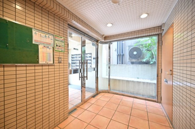 【エントランス】 | サンパレス南町