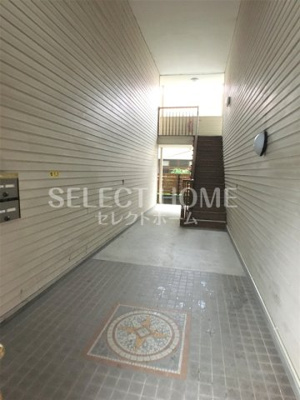 【エントランス】 | フォンテーヌⅡ | ゆとりのあるエントランスです