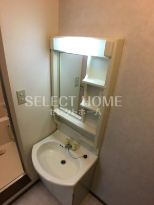 【独立洗面台】 | フォンテーヌⅡ | 独立洗面台で身支度をすべて済ませてしまいましょう