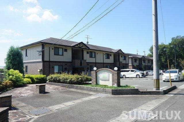 熊本市中央区黒髪６丁目のアパートの外観