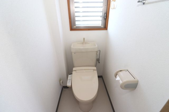 ソワール比島のトイレ|コンパクトで使いやすいトイレです