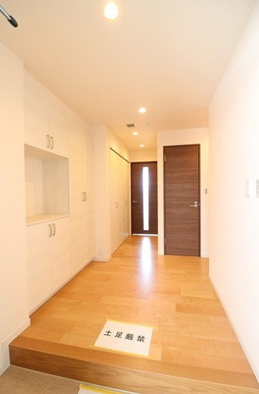 台東区元浅草２丁目の賃貸マンションの玄関