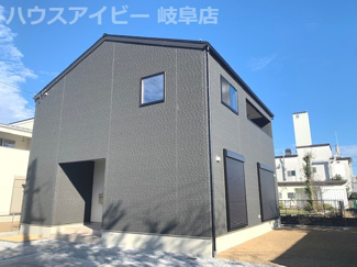 【外観】 | 岐阜市東鶉１丁目　新築戸建　全４棟　ゆとりの広さを現実に
敷地広々61坪！お車スペース並列3台可能　