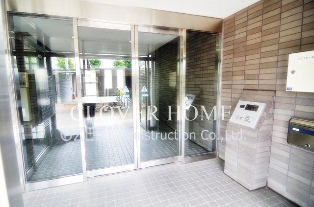 たぶの木の家のエントランス