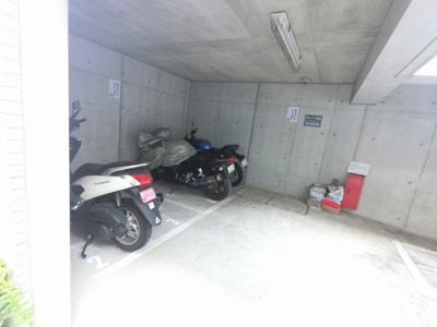【その他共用部分】 | イニシアフォレスト港南上永谷 | バイク置場