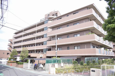 【外観】 | 藤和シティコープ上大岡 | 京急本線・横浜市営地下鉄ブルーライン「上大岡」駅徒歩10分。
通勤時間の短縮でご家族と過ごす時間を増やす事が出来ます。