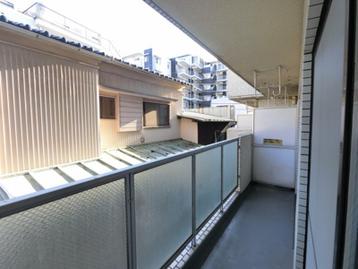 【展望】 | グランドハイツ港南中央 | 南向き住戸のため陽当たり良好です。