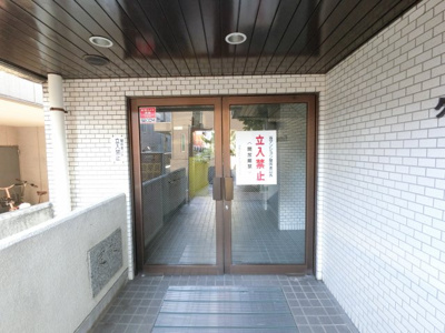 【エントランス】 | グランドハイツ港南中央 | エントランス部分