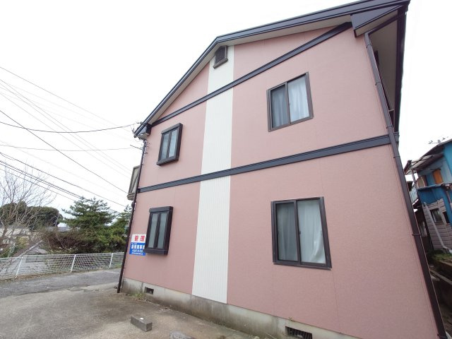 ヴィレッジ白山の外観
