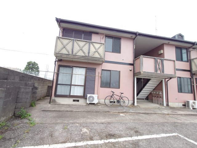 ヴィレッジ白山の外観