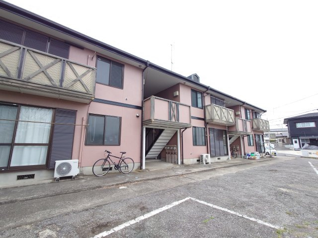 ヴィレッジ白山の外観