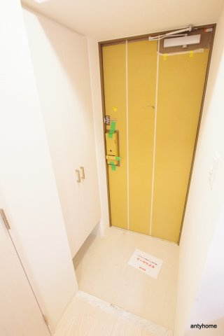 エスリード大阪 NAGAHORI GATE　仲介手数料無料の玄関
