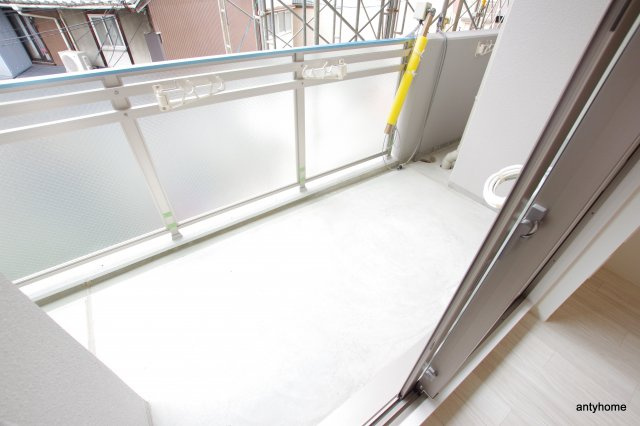 エスリード大阪 NAGAHORI GATE　仲介手数料無料のバルコニー