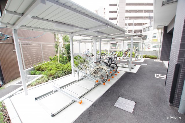 エスリード大阪 NAGAHORI GATE　仲介手数料無料の駐車場