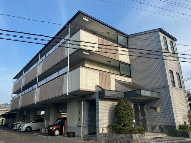 ベルメゾン一須賀Ⅱ号館の外観