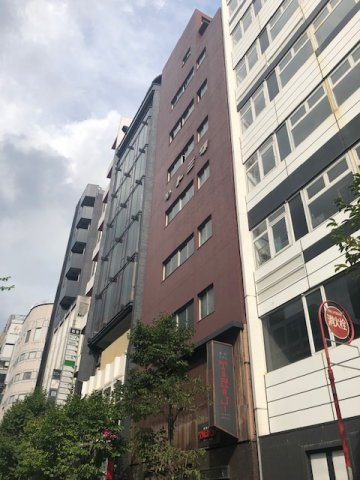 トミタビルの外観