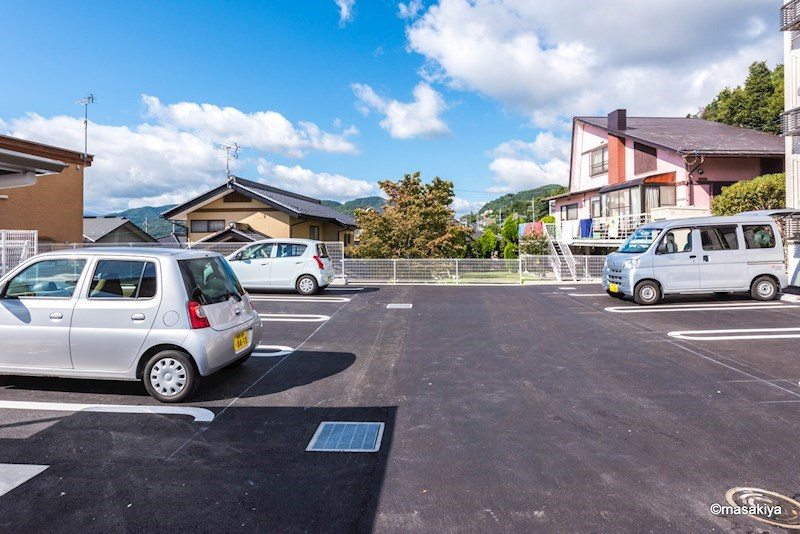 セレッソ犀沢の駐車場|駐車場