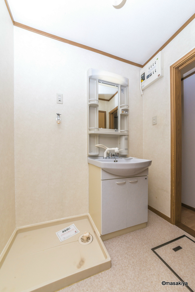 エトワール　Aの洗面所|洗面・脱衣　シャンプードレッサー付き。