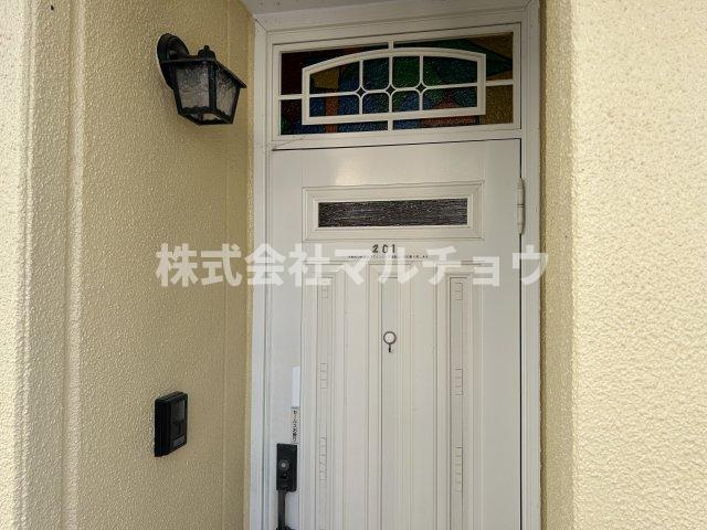 ハイツミゾグチの玄関|ゆったりとした玄関です